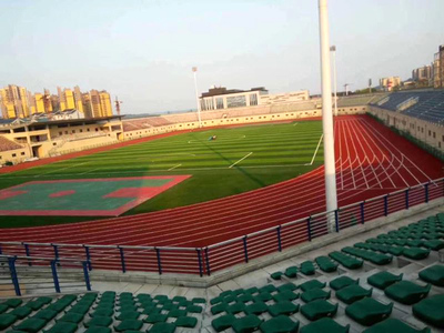 承接海北州幼儿园人造草坪厂家定制批发