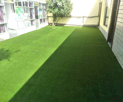 承接湟源县幼儿园人造草坪厂家定制批发
